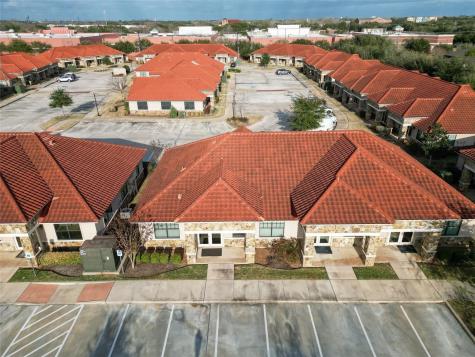 4502 Riverstone Boulevard 1104 Missouri City TX 77459