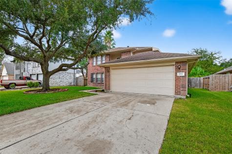 1702 Bonnie Lea Lane Fresno TX 77545