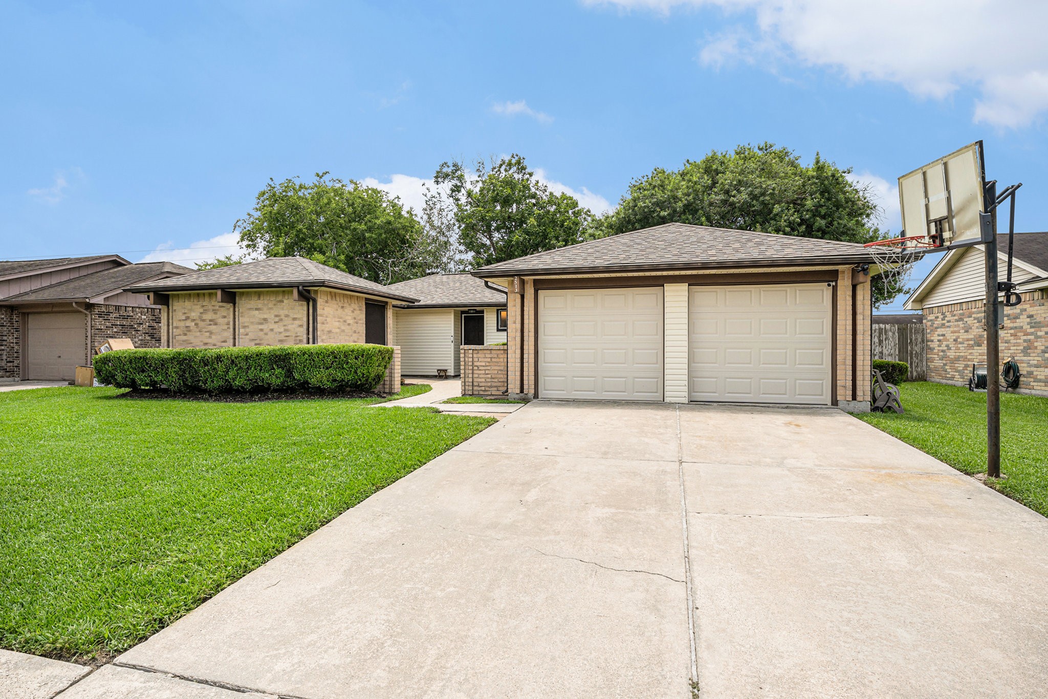 2513 Harpers Ferry Drive League City TX 77573