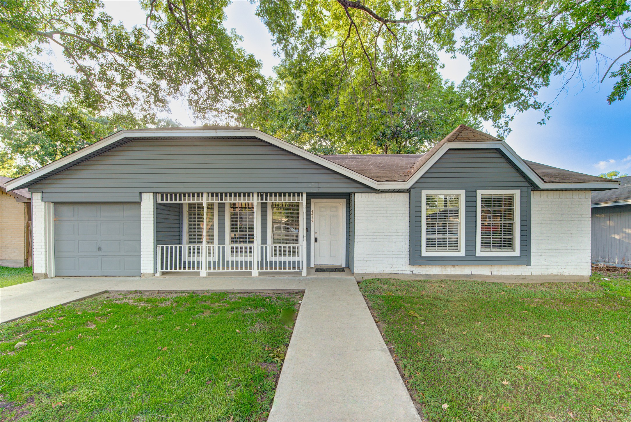 4919 Riverwood Drive Richmond TX 77469