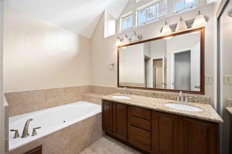 15810 Oak Mountain Drive Houston TX 77095