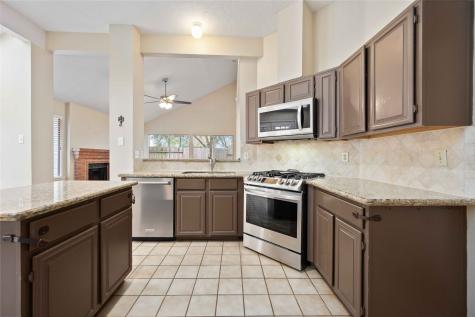 15810 Oak Mountain Drive Houston TX 77095