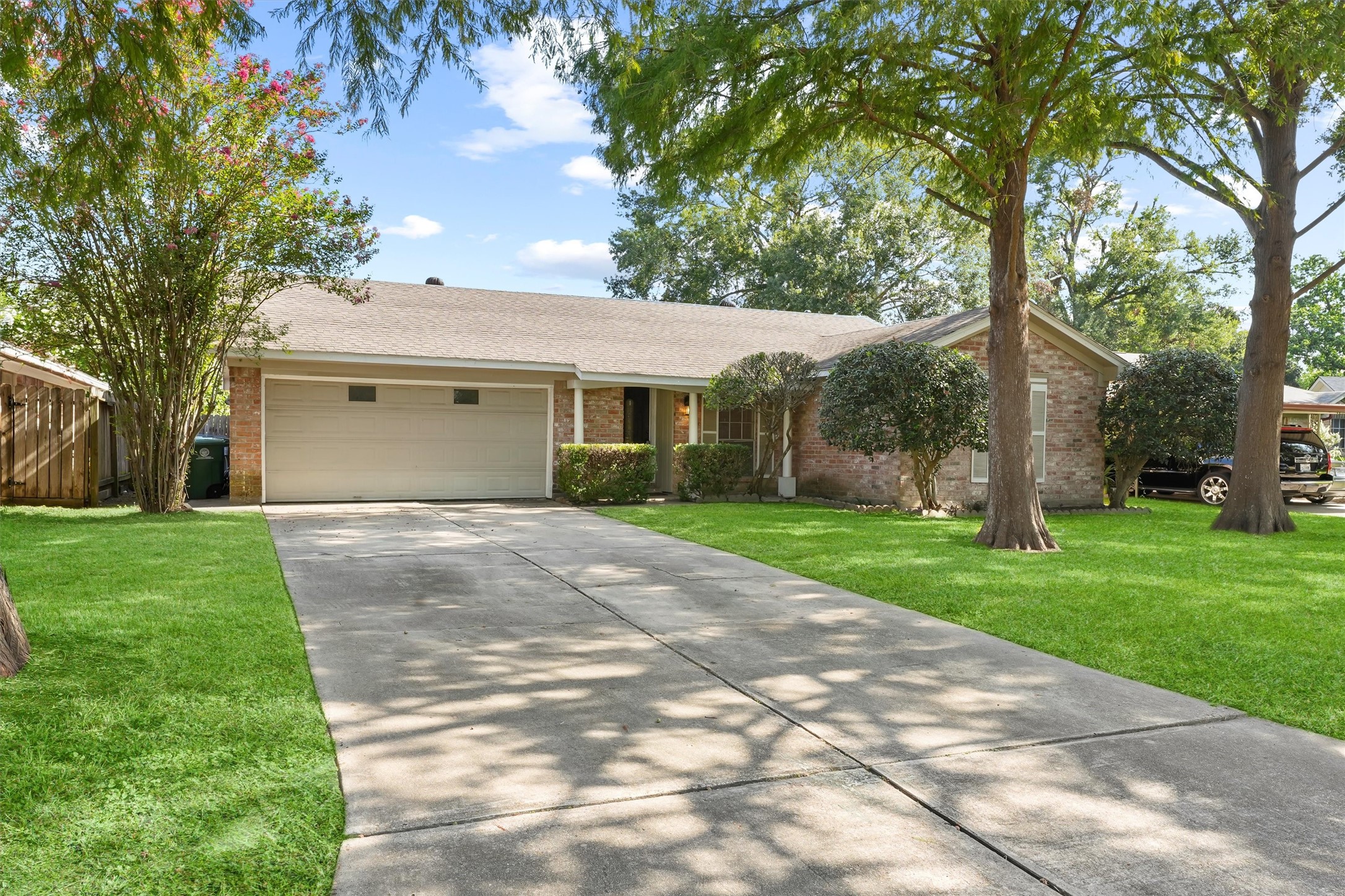 423 Sulky Trail Street Houston TX 77060