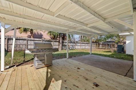 2502 Bisontine Street Friendswood TX 77546