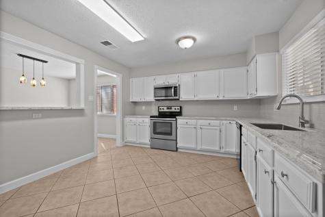 2502 Bisontine Street Friendswood TX 77546