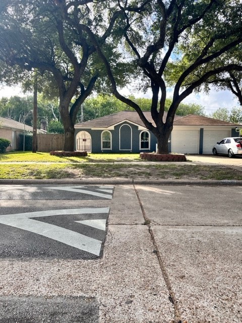 10822 Plainfield Street Houston TX 77031