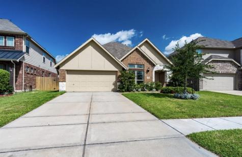4911 E Chase Street Baytown TX 77521