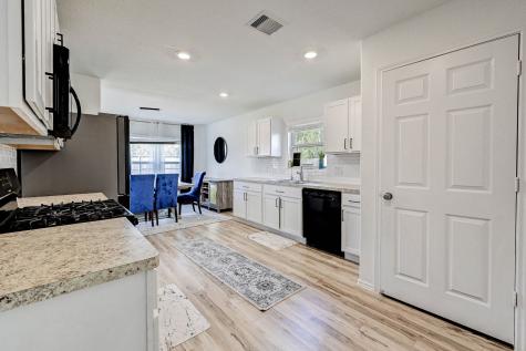 1702 Campos Court Conroe TX 77301