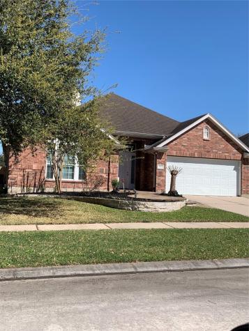 18922 Woodglen Shadows Drive Humble TX 77346