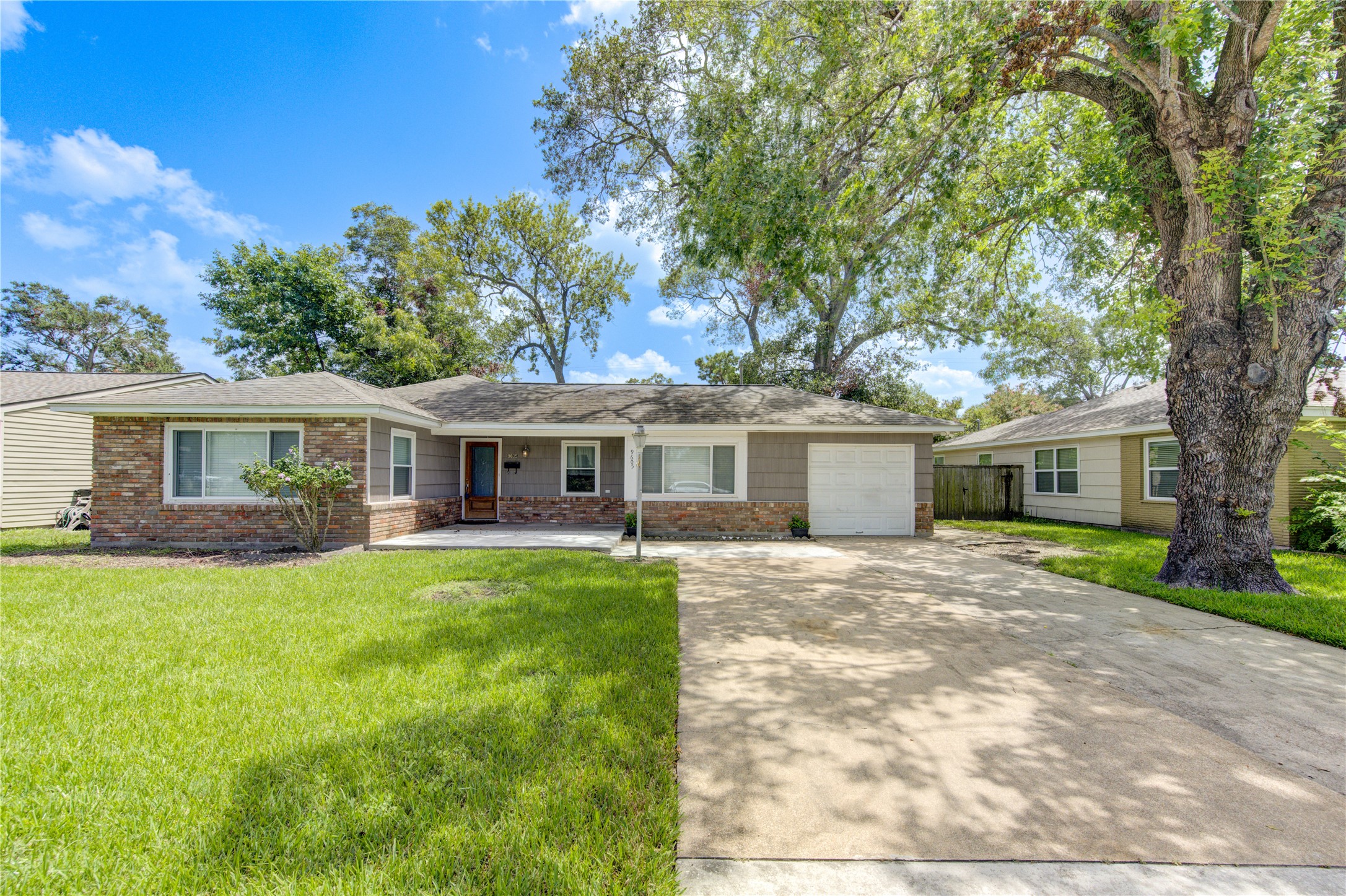 9605 Westview Drive Houston TX 77055