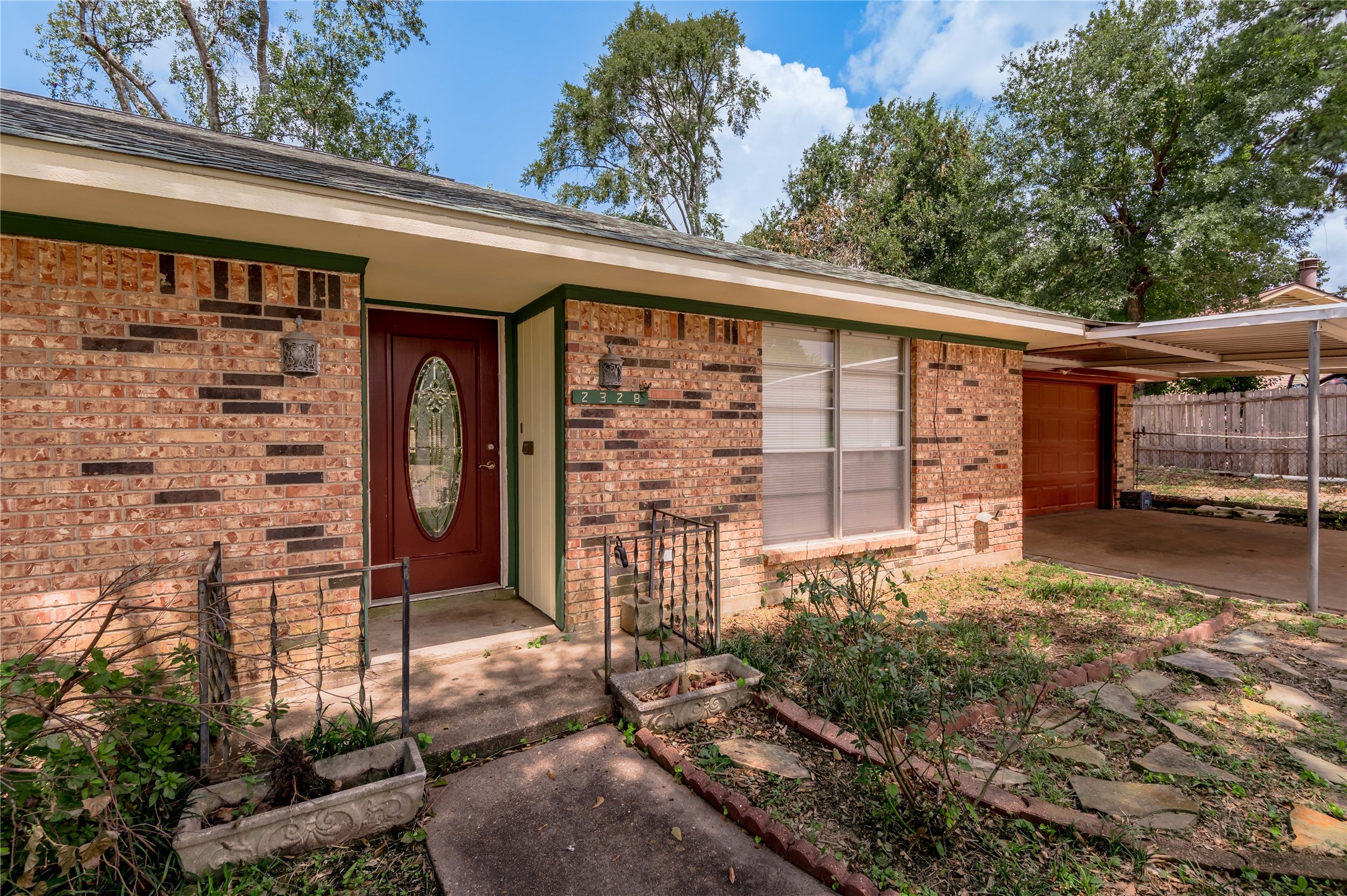 2328 Avenue N 1/2 Huntsville TX 77340