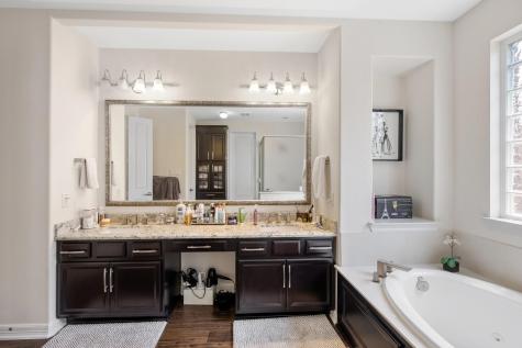 5607 Kipling Glen Court Sugar Land TX 77479
