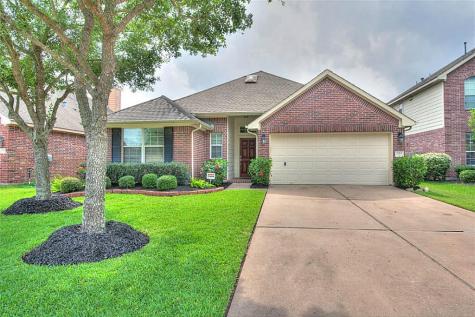 2912 Laurel Brook Lane Pearland TX 77584