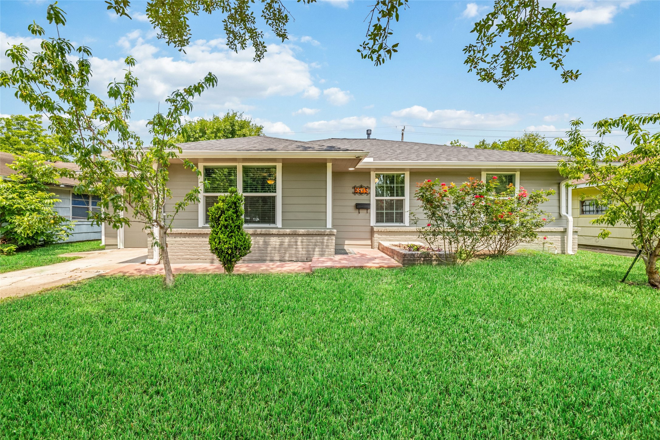 6815 Kingsway Drive Houston TX 77087