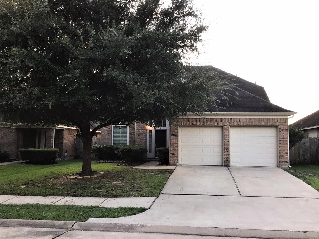 2718 Lakecrest Way Drive Katy TX 77493