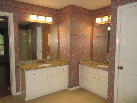 13618 Shadow Falls Court Houston TX 77059