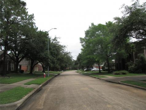 13618 Shadow Falls Court Houston TX 77059
