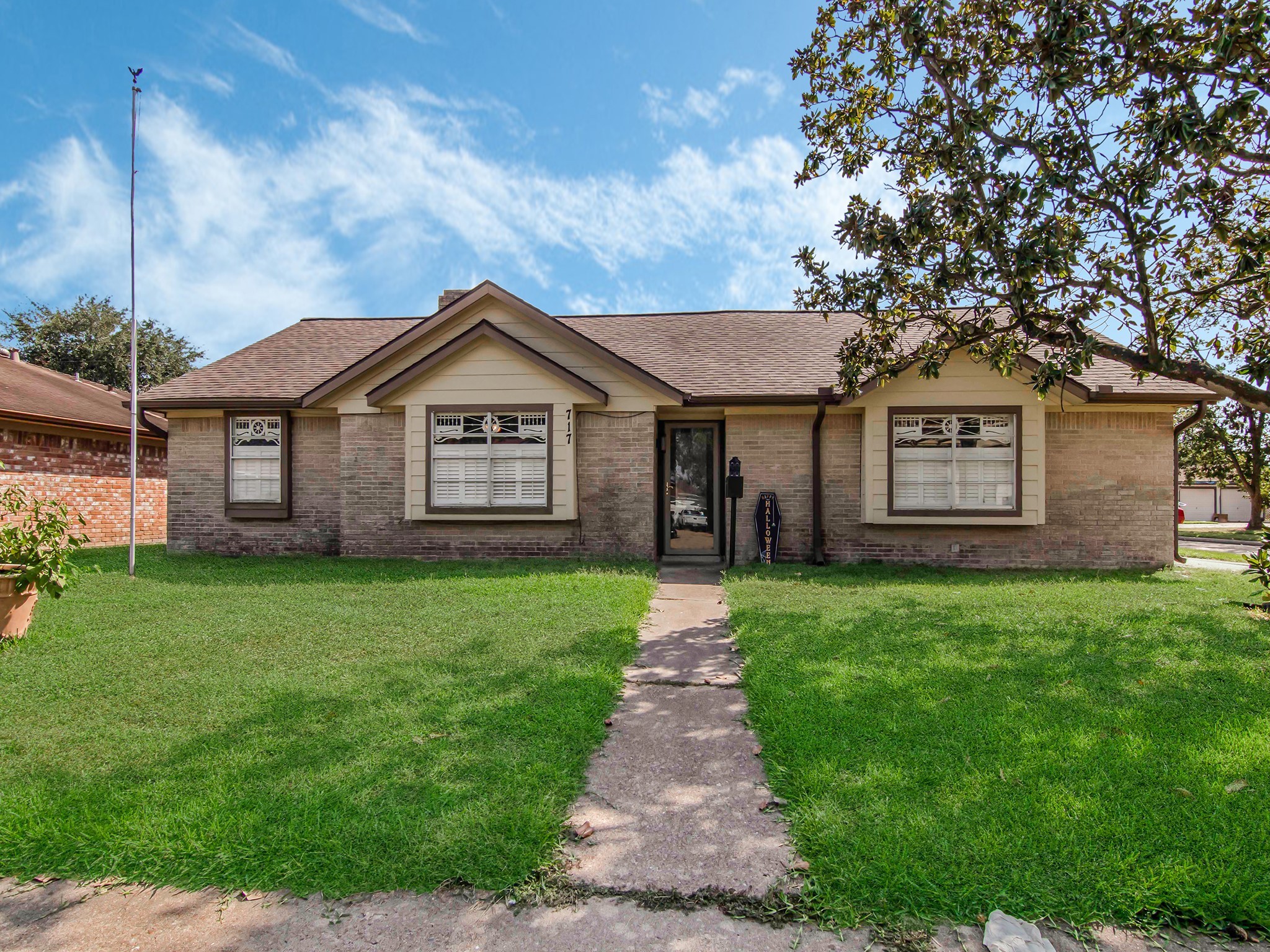 717 Yale Lane Deer Park TX 77536