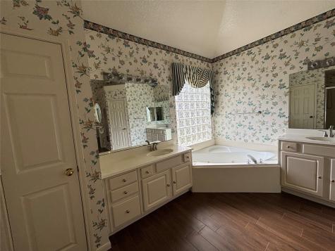 12819 Reedwood Ridge Road Houston TX 77065