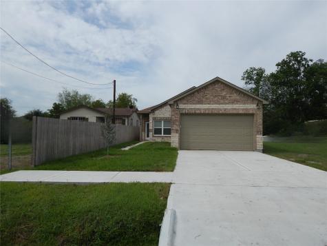 6105 Bobby Burns Street Houston TX 77028