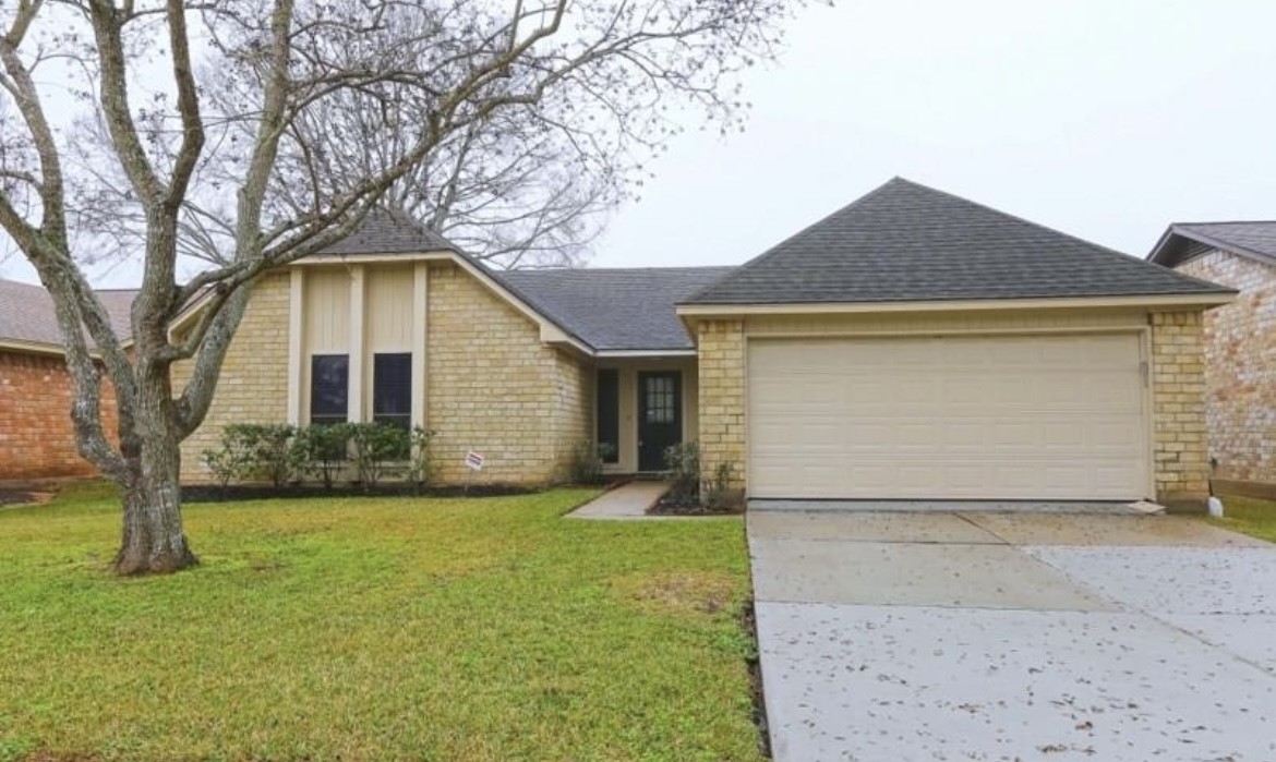 3015 Shawnee Drive Sugar Land TX 77479