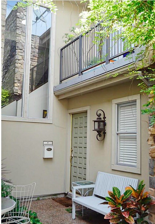 109 Phanturn Lane Bellaire TX 77401