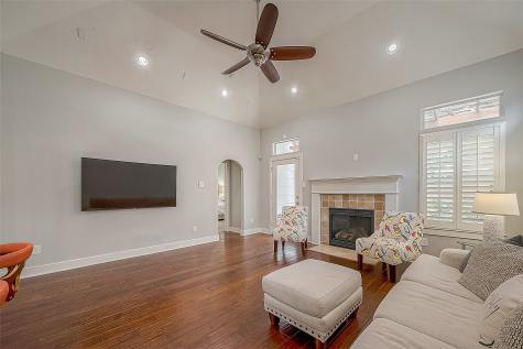 6093 Yale Street Houston TX 77076