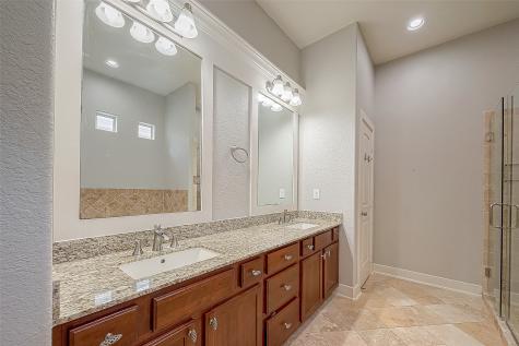 6093 Yale Street Houston TX 77076