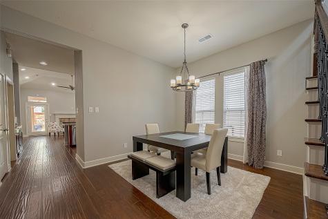 6093 Yale Street Houston TX 77076