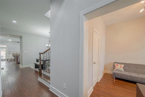 6093 Yale Street Houston TX 77076