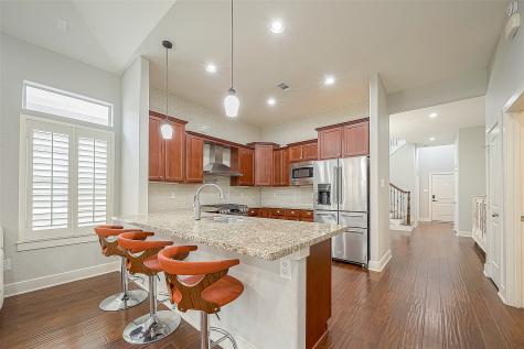 6093 Yale Street Houston TX 77076