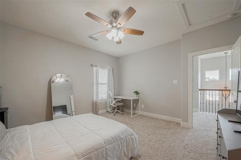 6093 Yale Street Houston TX 77076