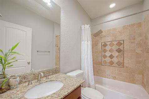 6093 Yale Street Houston TX 77076