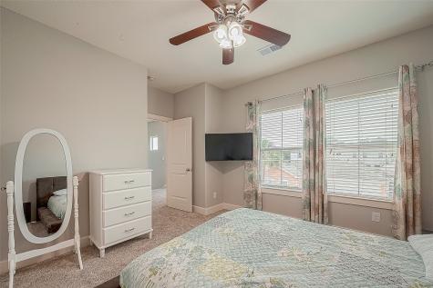 6093 Yale Street Houston TX 77076