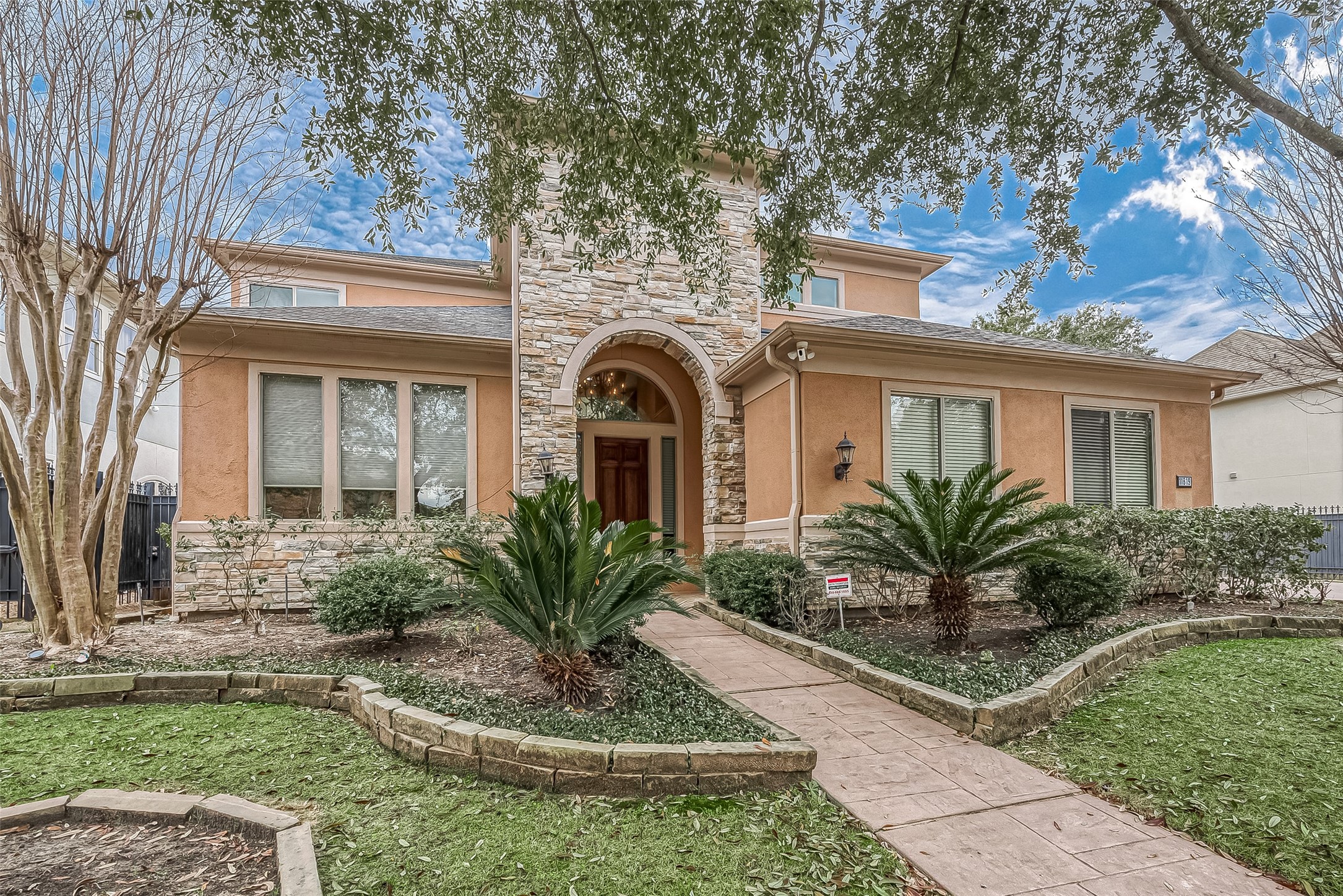 11819 Legend Manor Drive Houston TX 77082