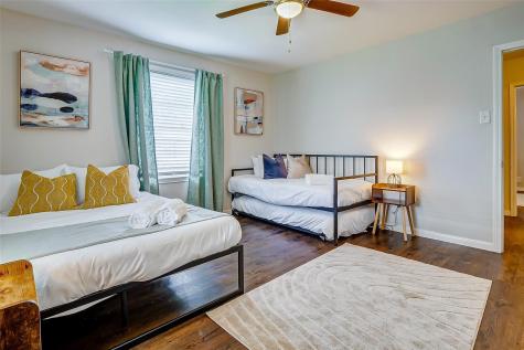 4440 Castor Street Houston TX 77022