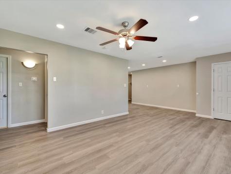 6214 Lyndhurst Drive Houston TX 77087