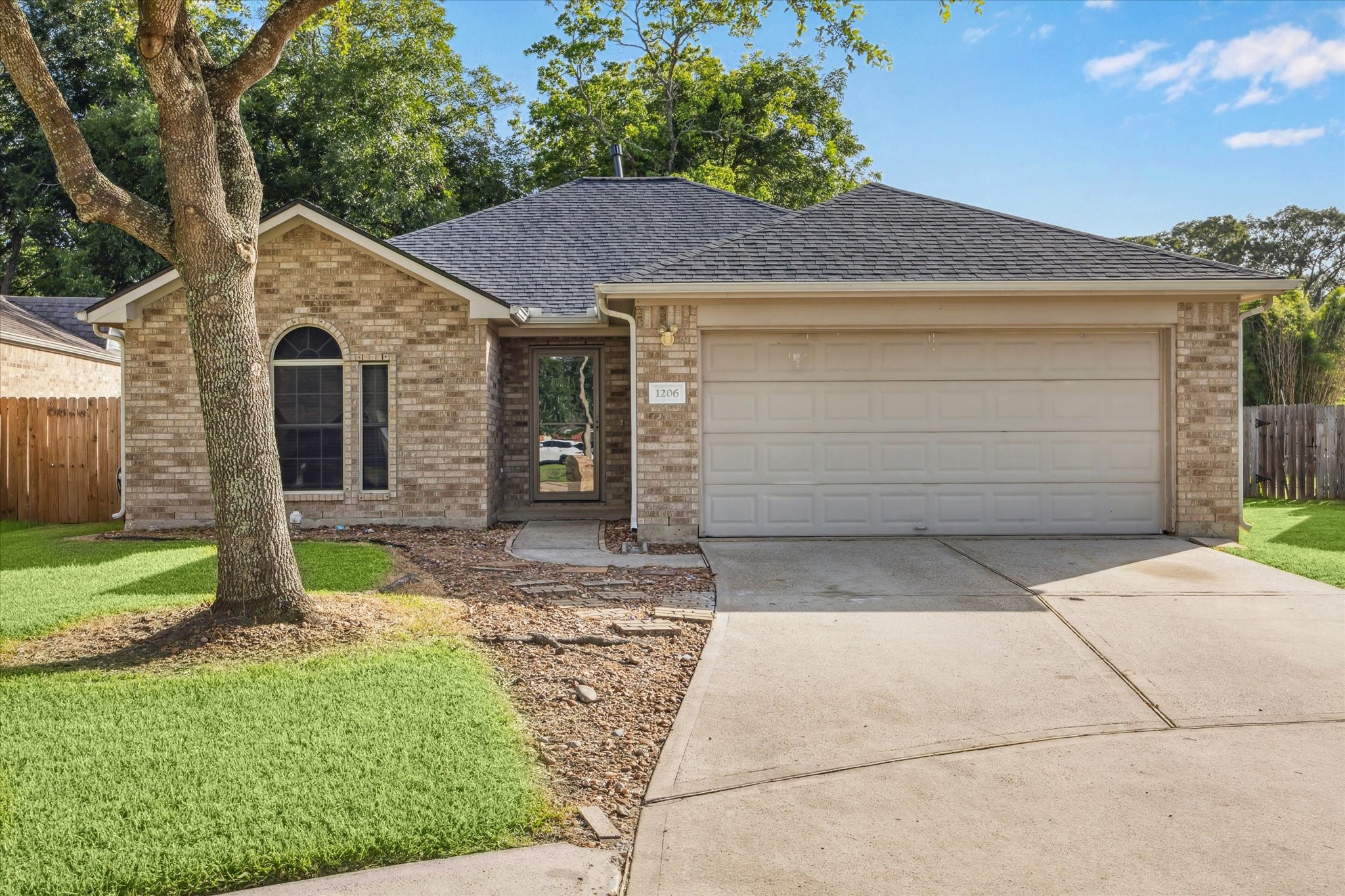 1206 Halls Bridge League City TX 77573