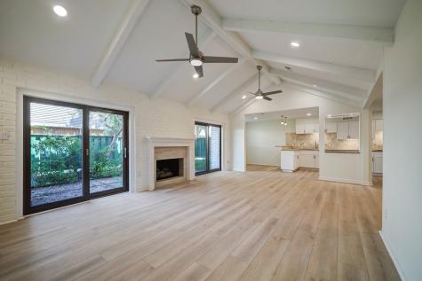 1125 Nantucket Drive Houston TX 77057
