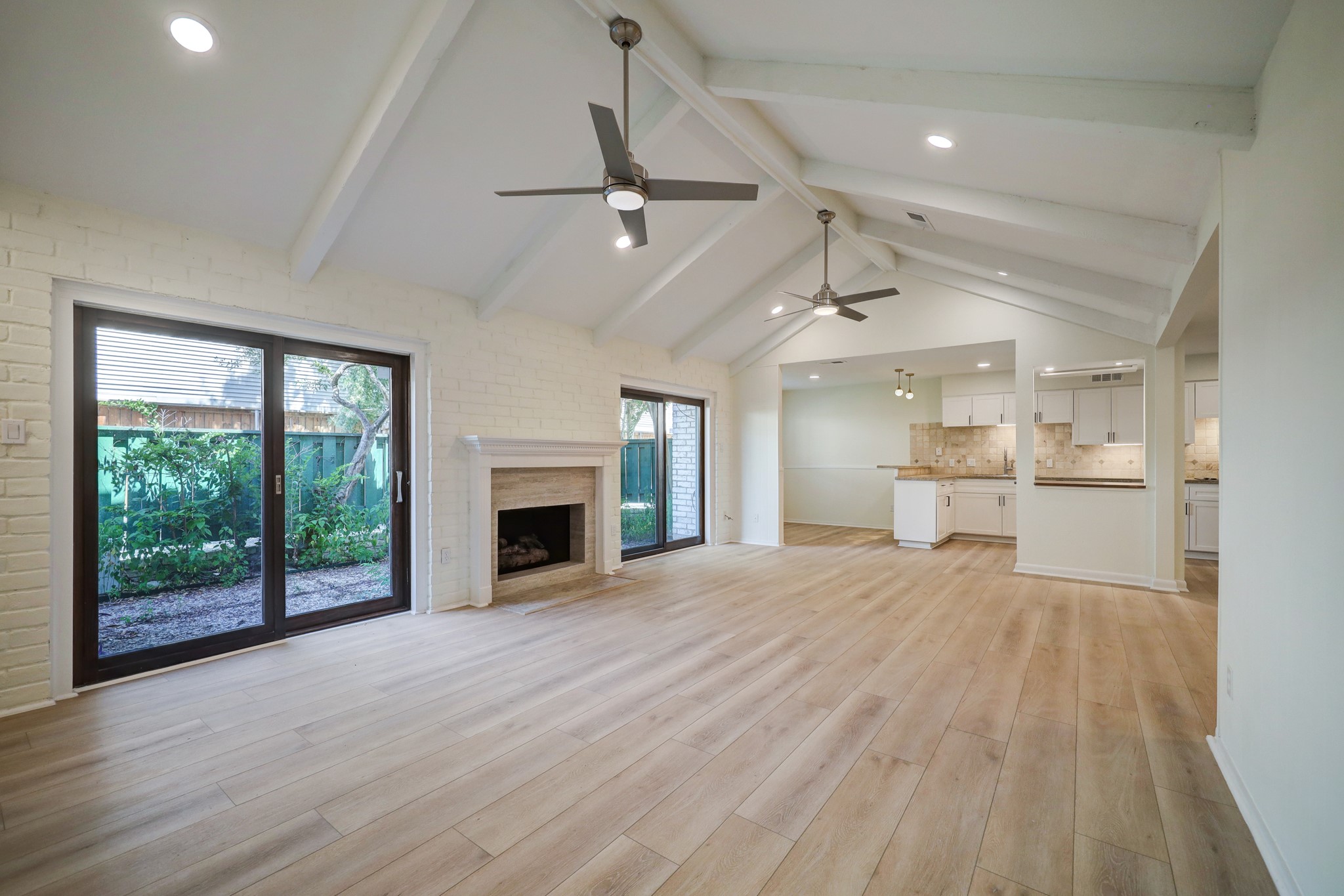 1125 Nantucket Drive Houston TX 77057