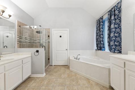 2109 Enchanted Lake Drive League City TX 77573