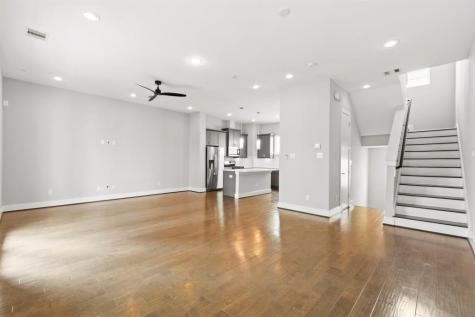 2627 Hutchins Street Houston TX 77004