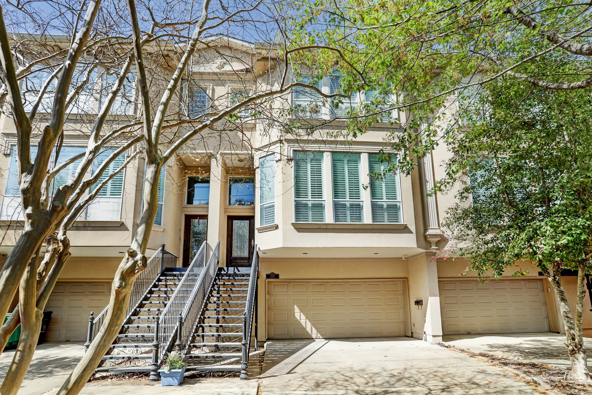 1822 Vermont Street Houston TX 77006