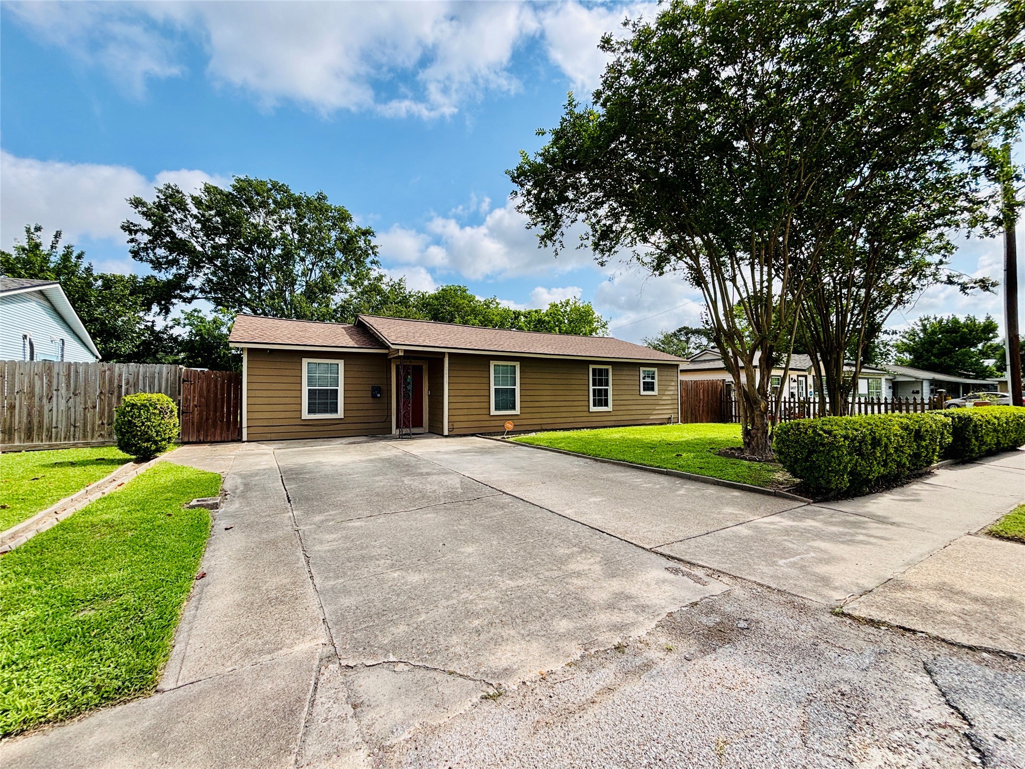 2413 Kingsdale Drive Deer Park TX 77536