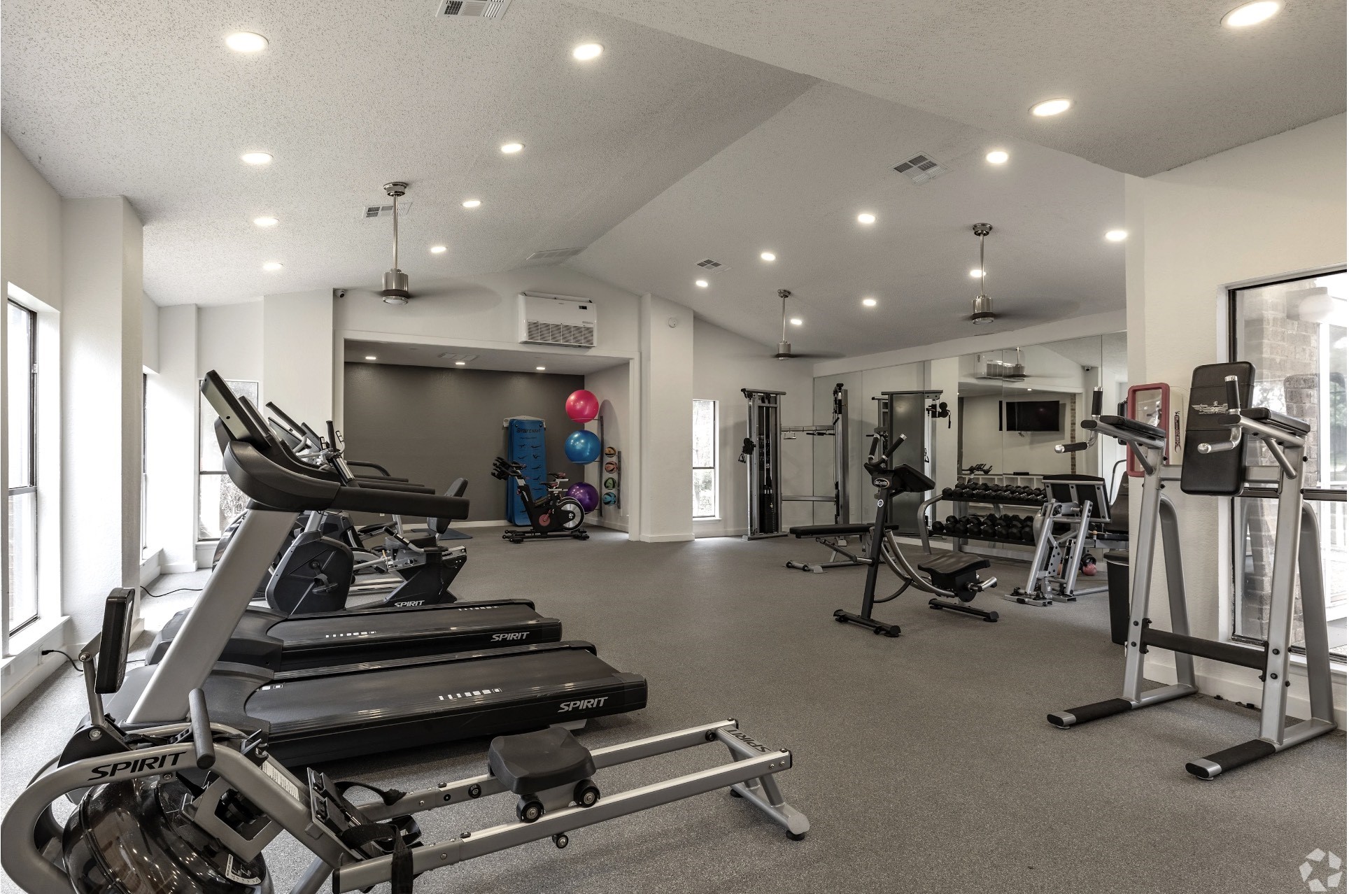 2170 Thousand Oaks Drive 1234q San Antonio TX 78232