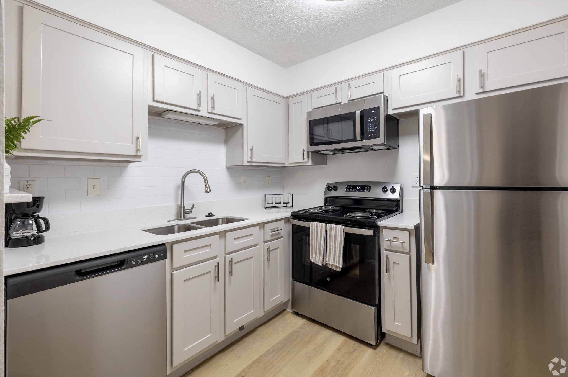 2170 Thousand Oaks Drive 1234q San Antonio TX 78232
