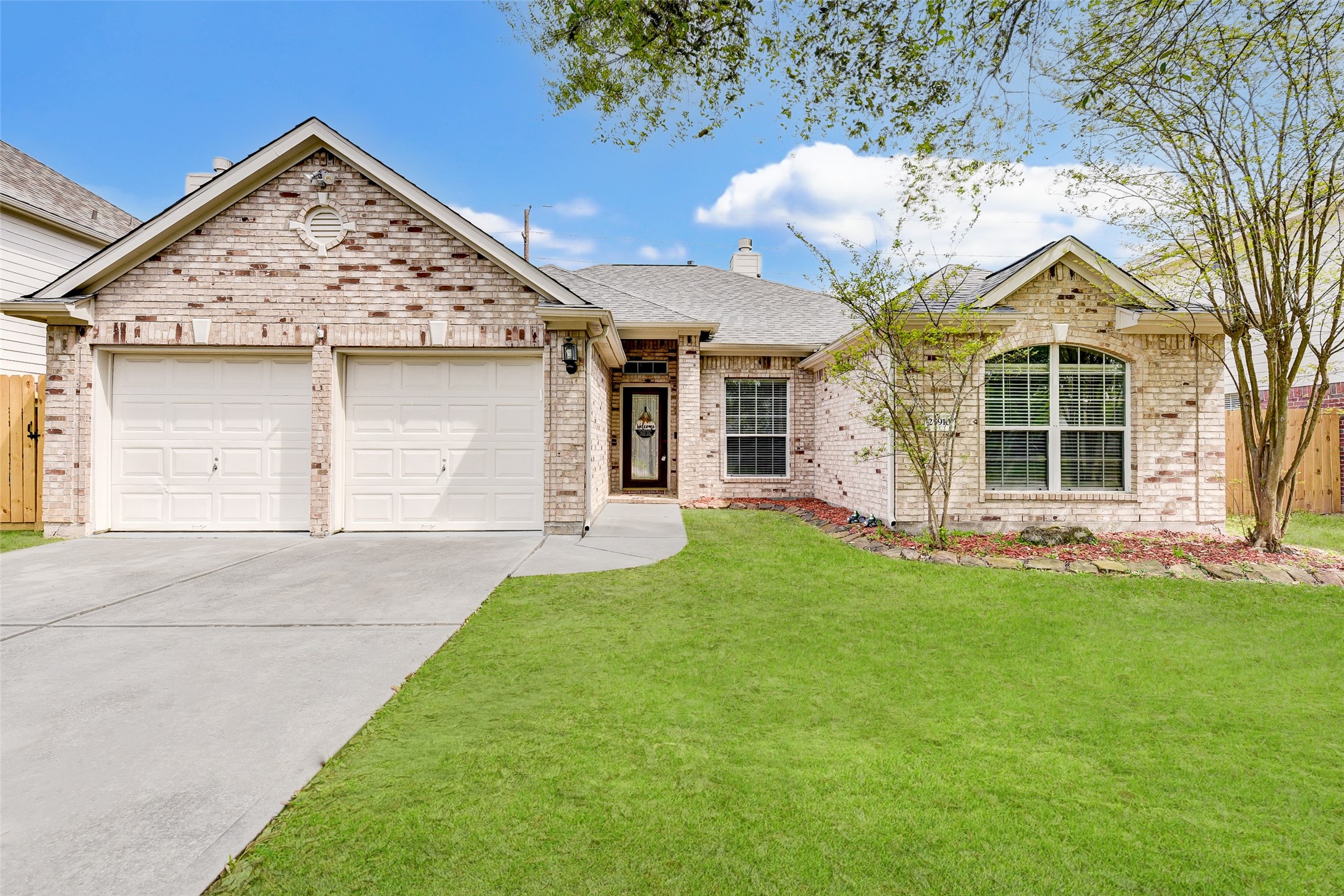 25910 Oakridge Forest Lane Spring TX 77386