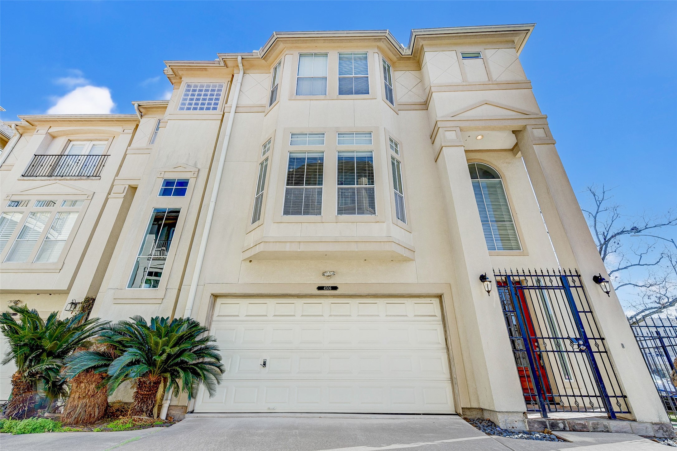 4506 Rose Street Houston TX 77007