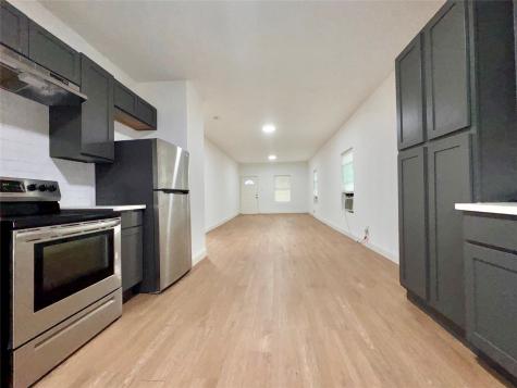 27 Norwood Street Houston TX 77011