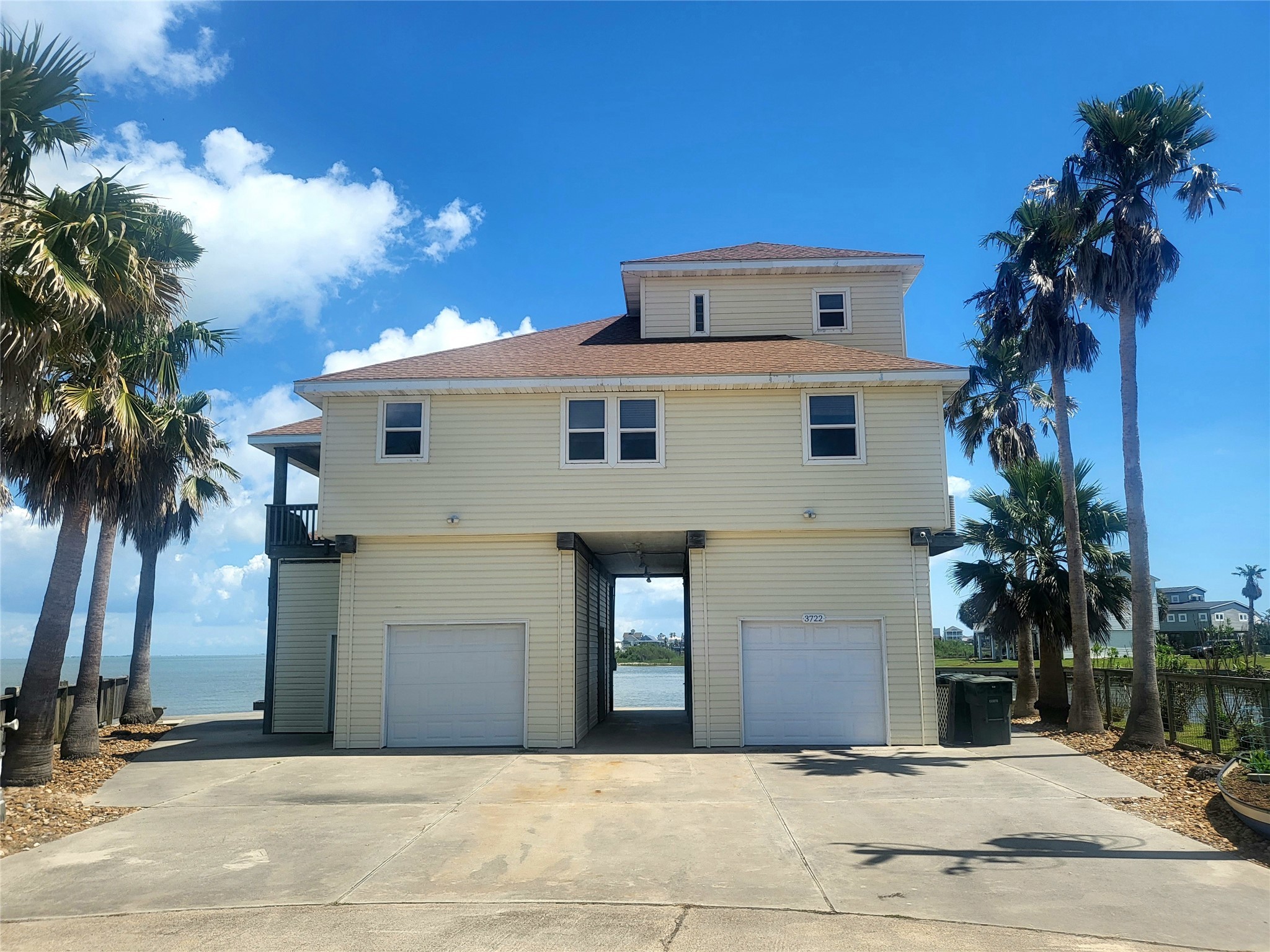 3722 Laguna Drive Galveston TX 77554